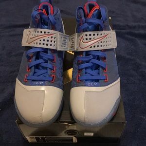 Nike Zoom Lebron V